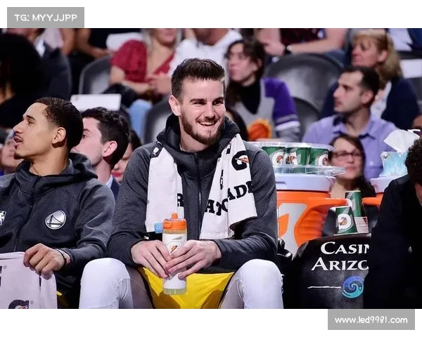 NBA传奇球星诺维茨基到访海口观澜湖 小营员近距离感受巨星风采 NBA传奇球星诺维茨基到访海口观澜湖 小营员近距离感受巨星风采